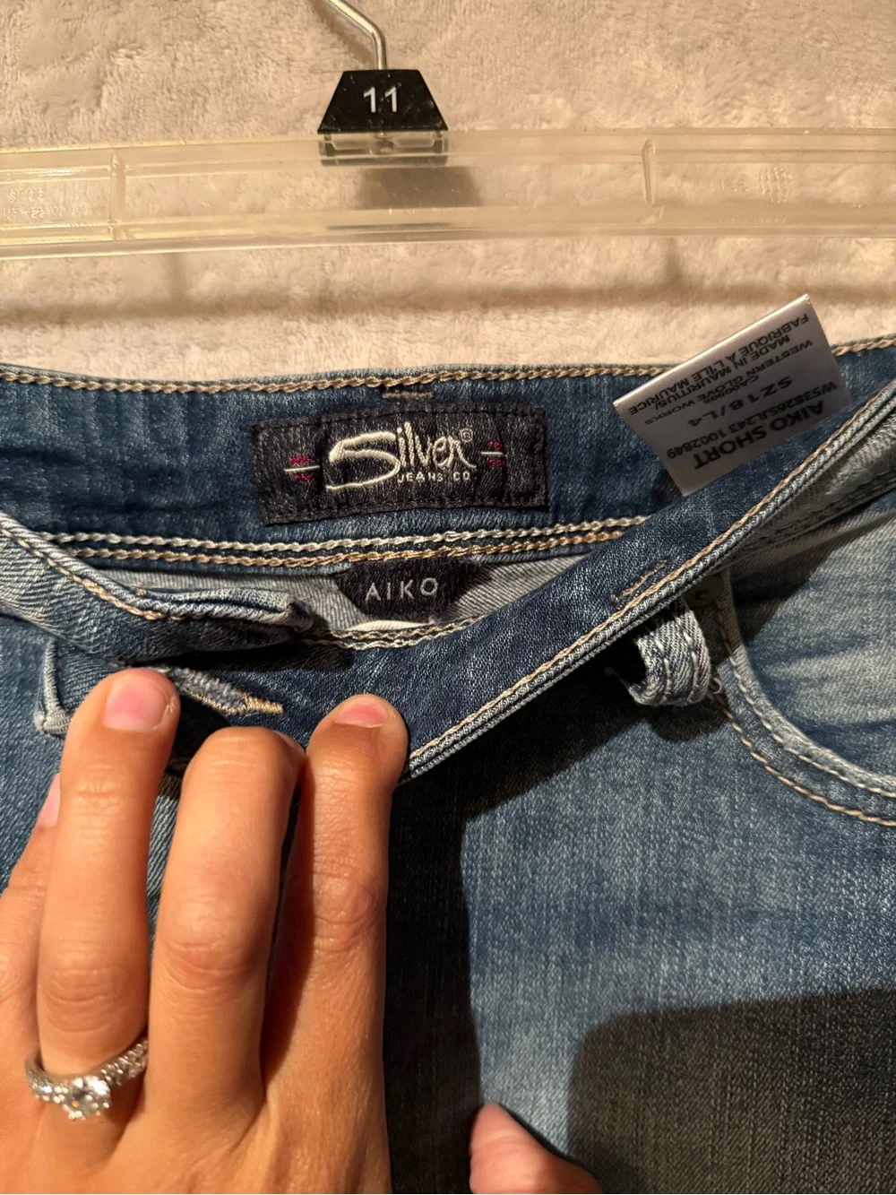 Silver Jeans Co. Aiko Distressed Denim Shorts Size 18